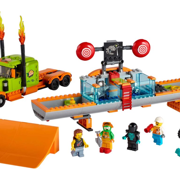 LEGO 60294 City Stunt Truck Show - LEGO 60294 2