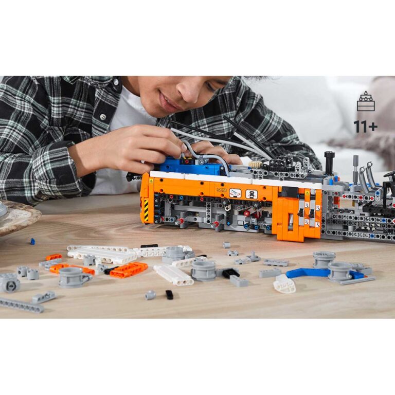 LEGO 42128 TECHNIC Robuuste Sleepwagen - 42128 Header BgImgTxt 6