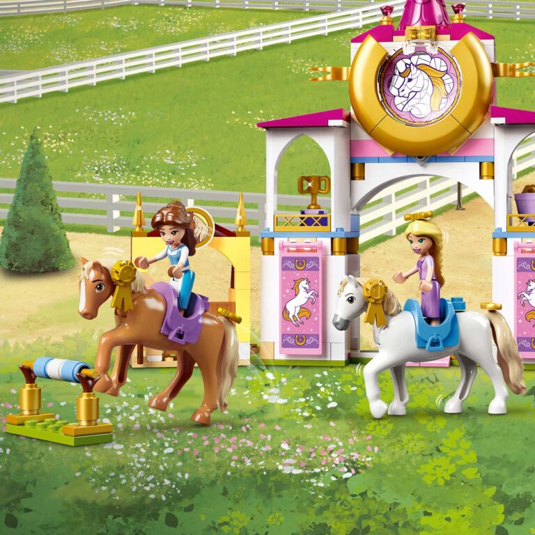 LEGO 43195 Disney Belle en Rapunzel's koninklijke paardenstal - 43195 DisneyPrincess 2HY21 EcommerceMobile NOTEXT 1500x1500 3