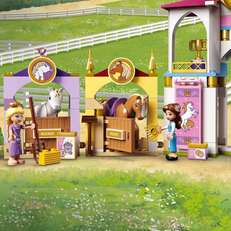 LEGO 43195 Disney Belle en Rapunzel's koninklijke paardenstal - 43195 DisneyPrincess 2HY21 EcommerceMobile NOTEXT 1500x1500 4