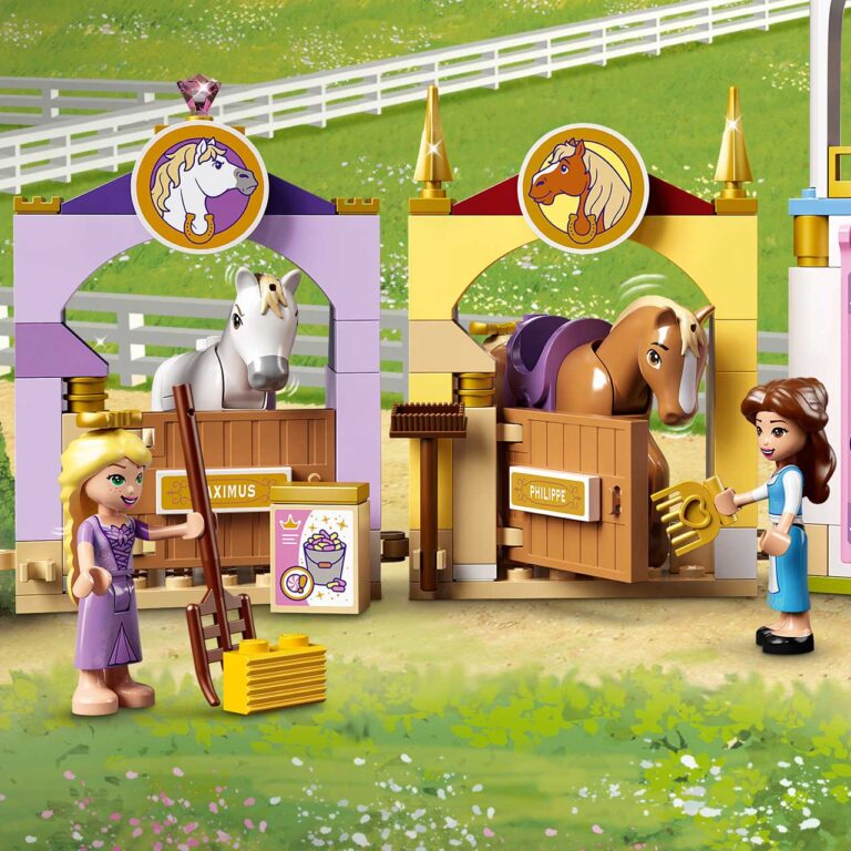 LEGO 43195 Disney Belle en Rapunzel's koninklijke paardenstal - 43195 Feature3