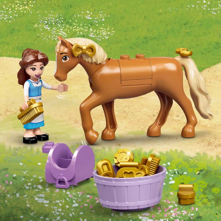 LEGO 43195 Disney Belle en Rapunzel's koninklijke paardenstal - 43195 Feature6
