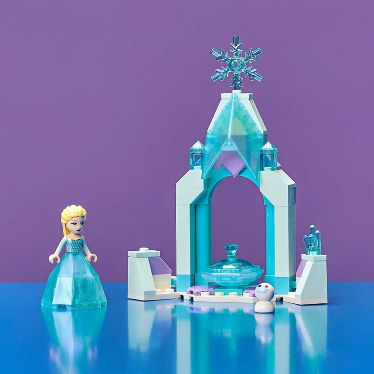LEGO 43199 Disney Frozen Binnenplaats van Elsa's kasteel - LEGO 43199 L28 7