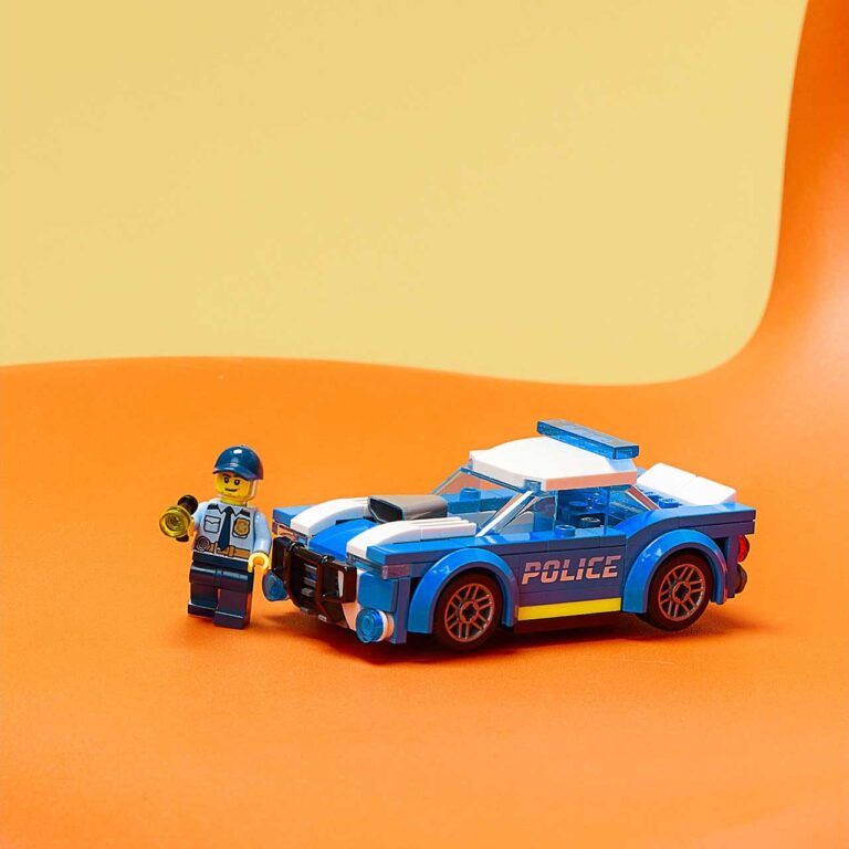 LEGO 60312 City Politiewagen - LEGO 60312 L28 7