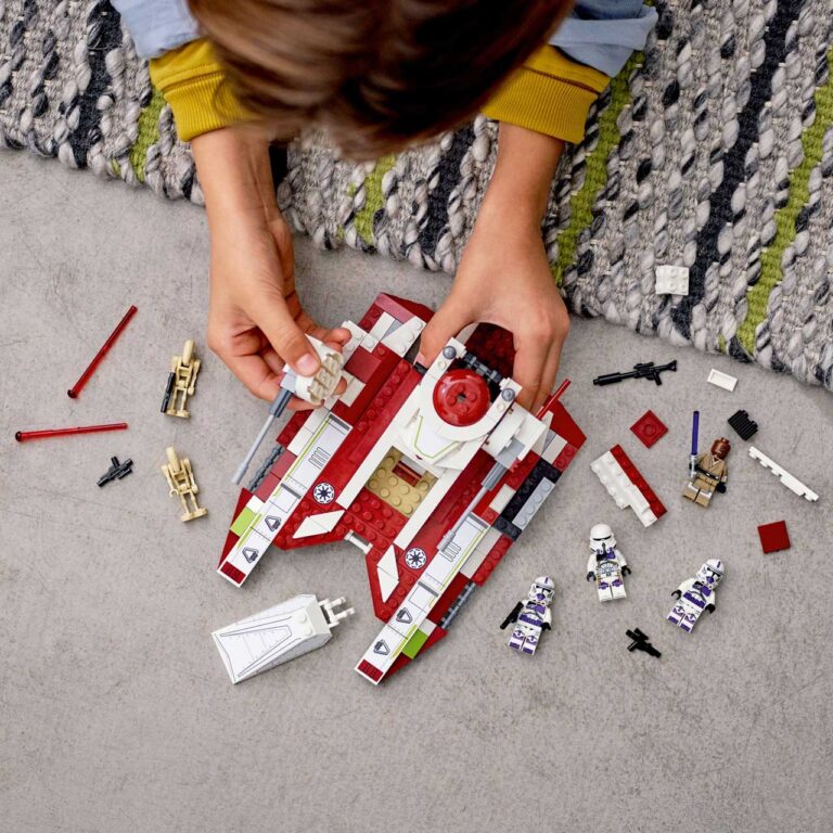 LEGO 75342 Star Wars Republic Fighter Tank - LEGO 75342 alt10