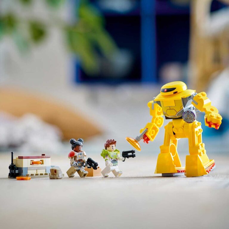 LEGO 76830 Buzz Lightyear Zyclops achtervolging - LEGO 76830 alt8