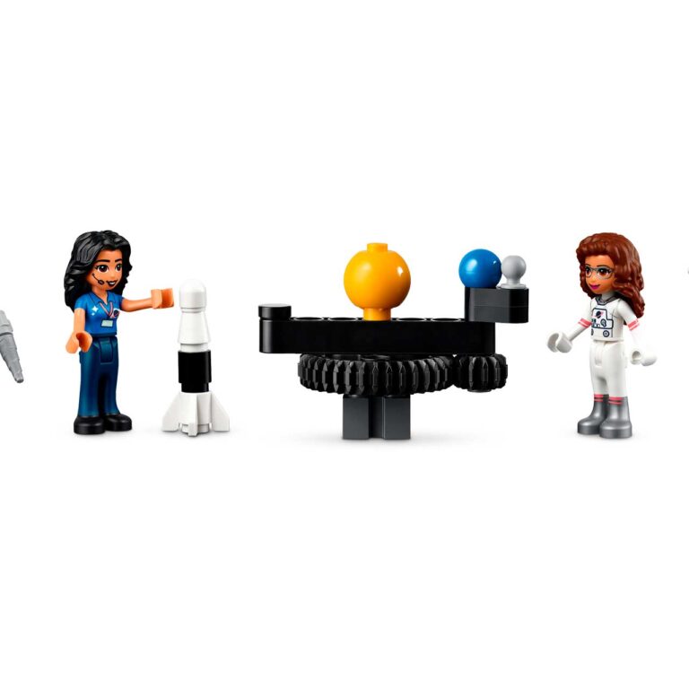 LEGO 41713 Friends Olivia’s ruimte-opleiding - 41713 alt4