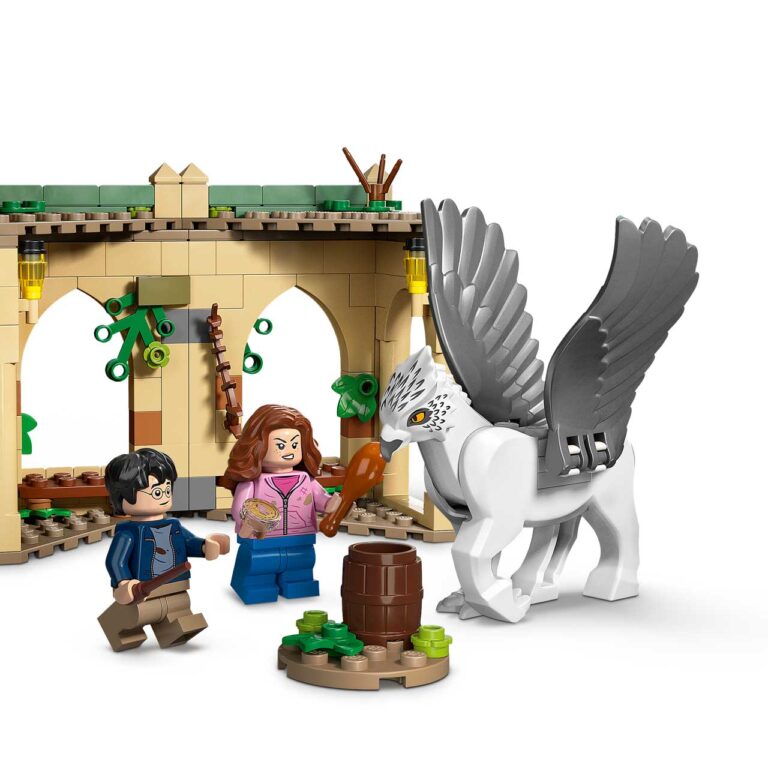LEGO 76401 Harry Potter Zweinstein Binnenplaats: Sirius’ redding - LEGO 76401 alt4