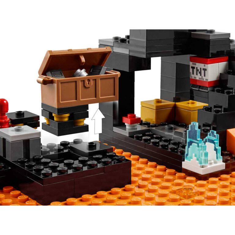 LEGO 21185 Minecraft Het onderwereldbastion - LEGO 21185 alt3