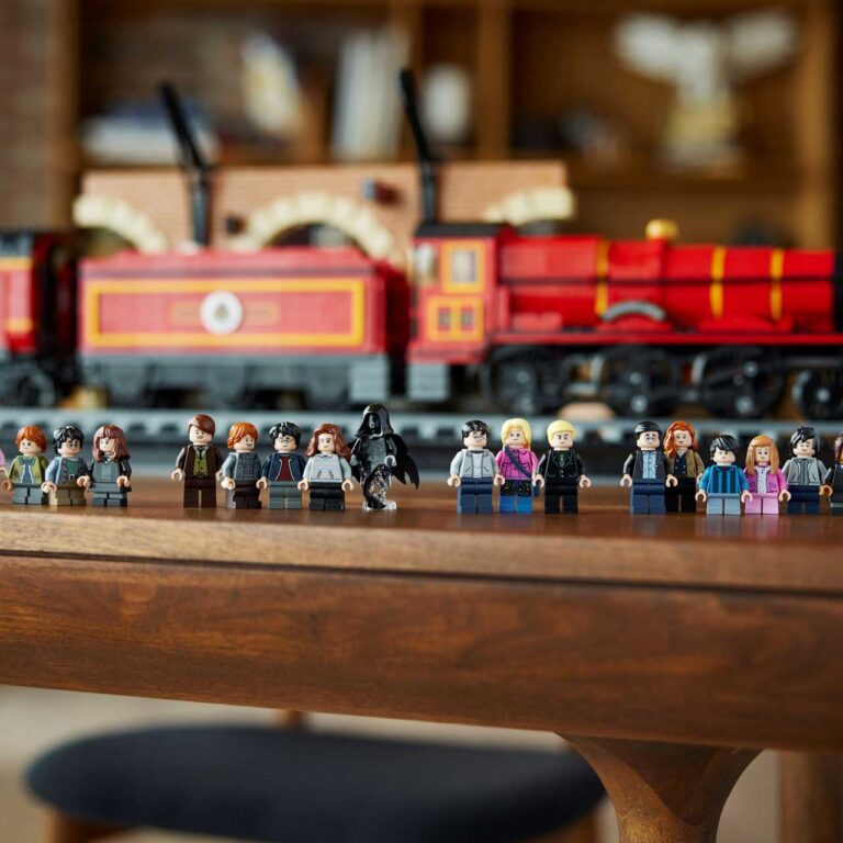 LEGO 76405 Harry Potter Zweinstein Express - LEGO 76405 alt14