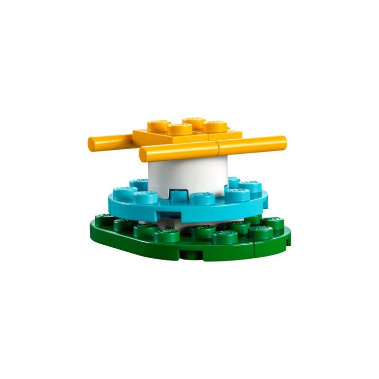 LEGO 30588 City Kids' Playground - LEGO 30588 Front 01 04