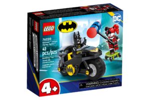 LEGO 76220 Batman versus Harley Quinn