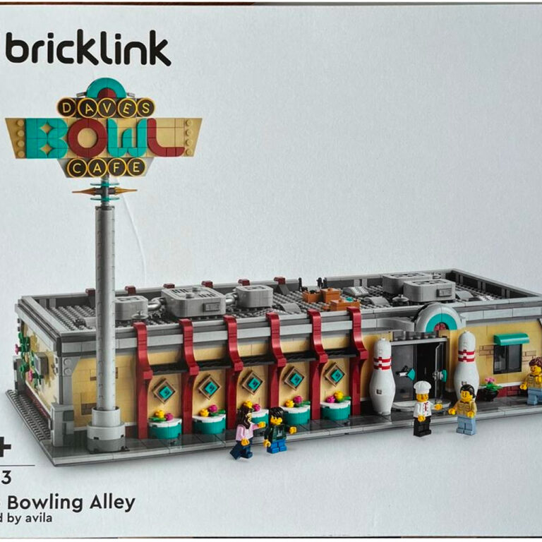 LEGO 910013 Bricklink Retro Bowling Alley (lichte schade aan doos) - LEGO 910013 schade 1