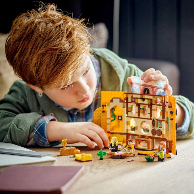 LEGO 76412 Harry Potter Hufflepuff huisbanner - LEGO 76412 L33 8