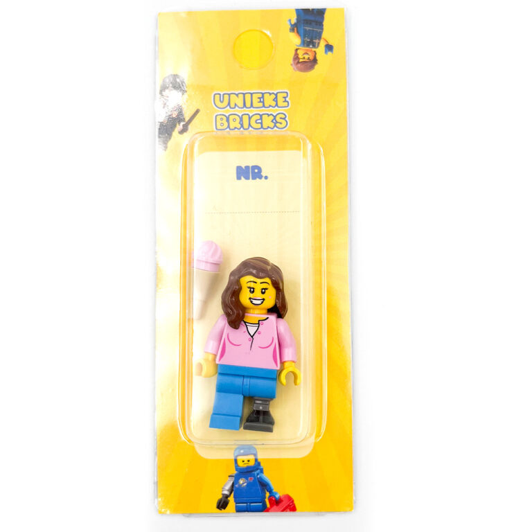 LEGO BAM Meisje (Build a Minifigure) met prothese - UB BAM Meisje prothese 2c