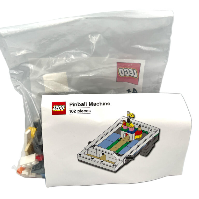 LEGO Pinball Machine - LEGO Ziplock Bag Pinball Machine 2