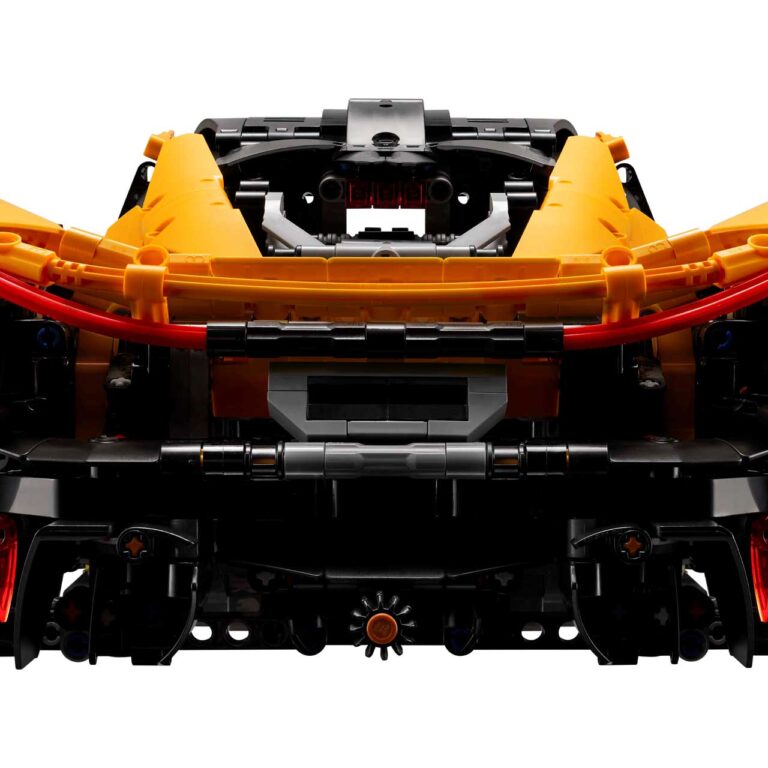 LEGO 42172 Technic McLaren P1 - LEGO 42172 Back 01