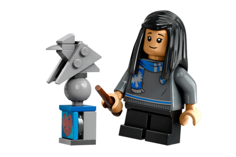 LEGO Cho Chang minifiguur met Ravenclaw waterspuwer