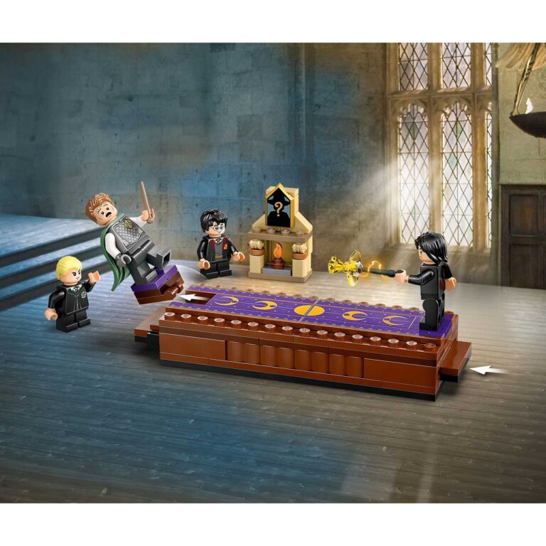 LEGO 76441 Harry Potter Kasteel Zweinstein: duelleerclub - LEGO 76441 WEB SEC03