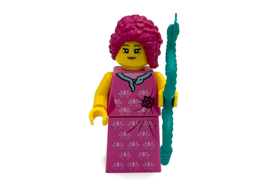 LEGO Slangenbezweerster in Roze kleding (Build a Minifigure)